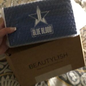 Jeffree Star Blue Blood palette BNIB